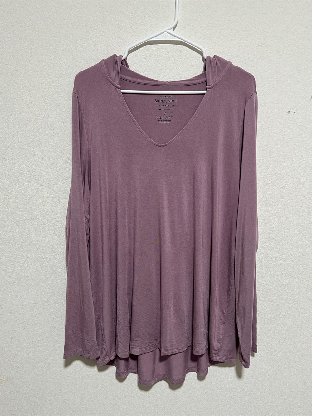 Torrid Mauve Hooded V-Neck Long Sleeve Top Flowy Super soft Knits size 2X 18-20